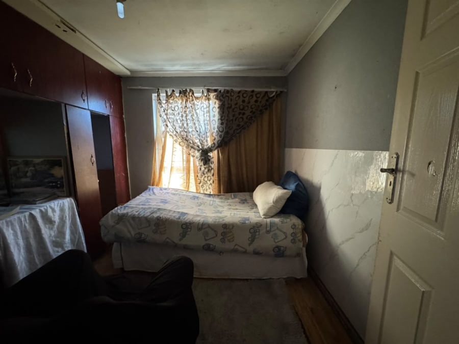 5 Bedroom Property for Sale in Forest Village Western Cape